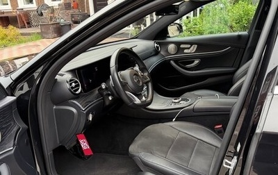 Mercedes-Benz E-Класс, 2017 год, 3 200 000 рублей, 1 фотография