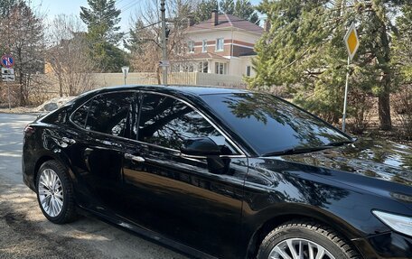 Toyota Camry, 2018 год, 2 750 000 рублей, 3 фотография
