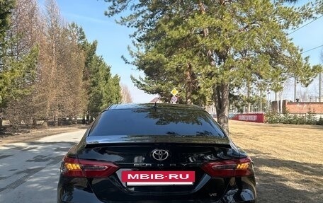 Toyota Camry, 2018 год, 2 750 000 рублей, 5 фотография