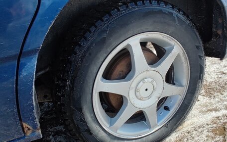 Toyota Voxy II, 2002 год, 750 000 рублей, 16 фотография