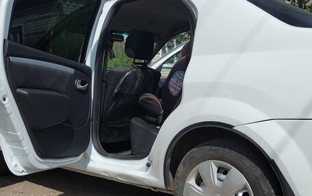 Renault Logan I, 2012 год, 390 000 рублей, 10 фотография
