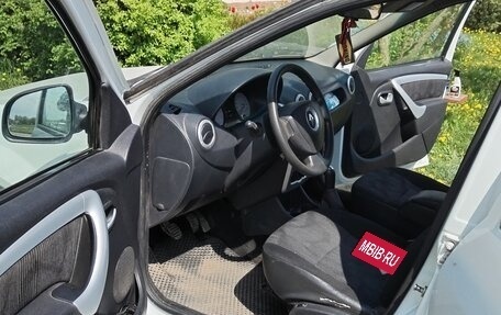 Renault Logan I, 2012 год, 390 000 рублей, 12 фотография