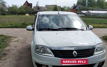 Renault Logan I, 2012 год, 390 000 рублей, 2 фотография