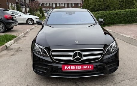 Mercedes-Benz E-Класс, 2017 год, 3 200 000 рублей, 4 фотография
