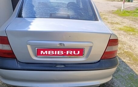 Opel Vectra B рестайлинг, 1998 год, 150 000 рублей, 1 фотография