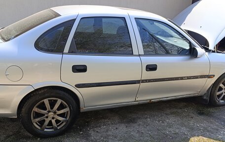 Opel Vectra B рестайлинг, 1998 год, 150 000 рублей, 13 фотография