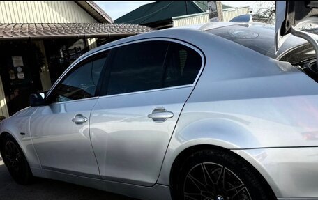 BMW 5 серия, 2005 год, 840 000 рублей, 2 фотография
