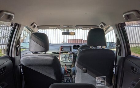 Toyota Wish II, 2010 год, 1 300 000 рублей, 11 фотография