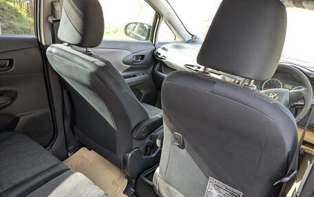 Toyota Wish II, 2010 год, 1 300 000 рублей, 18 фотография