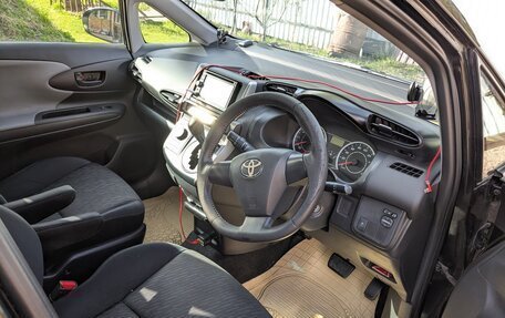 Toyota Wish II, 2010 год, 1 300 000 рублей, 19 фотография