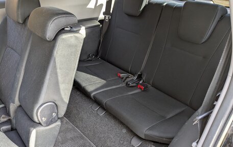 Toyota Wish II, 2010 год, 1 300 000 рублей, 31 фотография