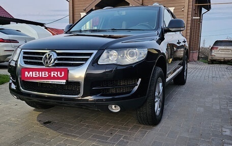 Volkswagen Touareg III, 2009 год, 1 250 000 рублей, 2 фотография