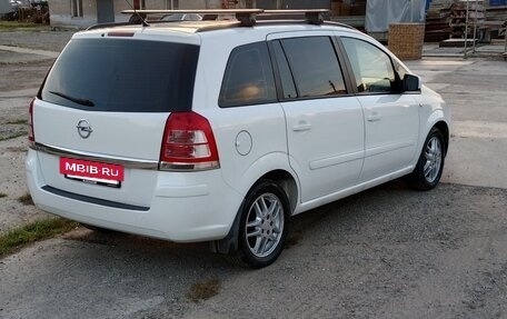 Opel Zafira B, 2012 год, 730 000 рублей, 5 фотография