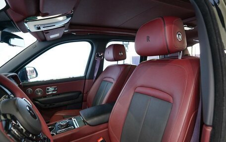 Rolls-Royce Cullinan, 2020 год, 31 900 000 рублей, 14 фотография