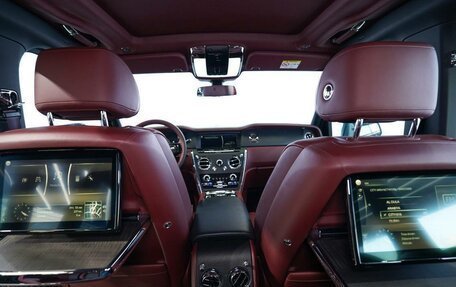 Rolls-Royce Cullinan, 2020 год, 31 900 000 рублей, 15 фотография