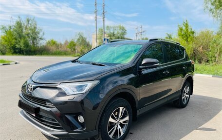 Toyota RAV4, 2015 год, 1 850 000 рублей, 4 фотография