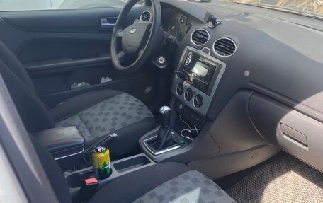 Ford Focus II рестайлинг, 2005 год, 220 000 рублей, 2 фотография