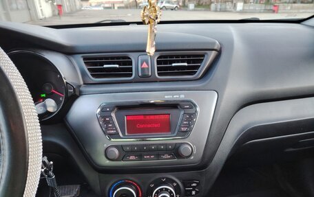 KIA Rio III рестайлинг, 2012 год, 820 000 рублей, 9 фотография