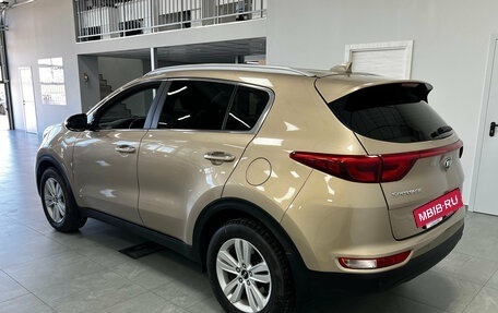 KIA Sportage IV рестайлинг, 2018 год, 2 299 000 рублей, 5 фотография