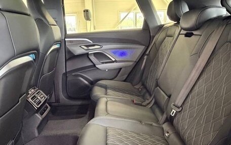 Audi Q5, 2025 год, 6 450 000 рублей, 13 фотография