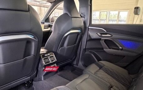 Audi Q5, 2025 год, 6 450 000 рублей, 14 фотография