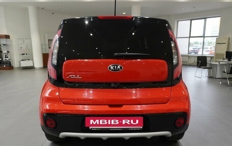 KIA Soul II рестайлинг, 2019 год, 1 697 000 рублей, 5 фотография