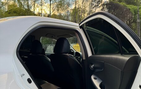 Toyota Corolla, 2012 год, 1 090 000 рублей, 14 фотография