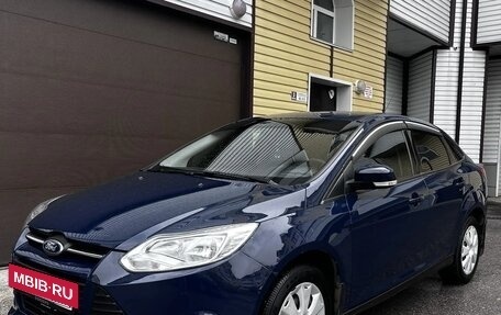 Ford Focus III, 2013 год, 800 000 рублей, 2 фотография
