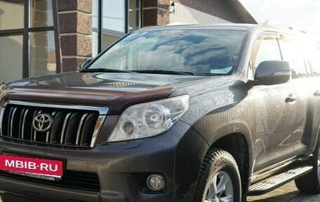 Toyota Land Cruiser Prado 150 рестайлинг 2, 2010 год, 3 000 000 рублей, 13 фотография