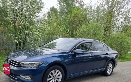 Volkswagen Passat B8 рестайлинг, 2020 год, 2 400 000 рублей, 8 фотография