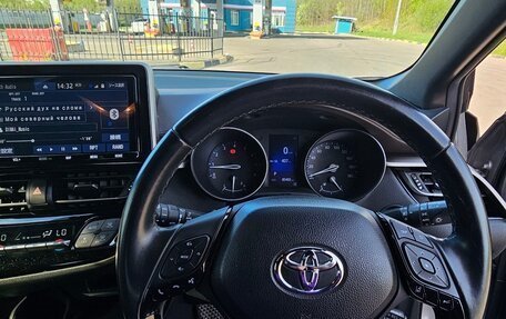 Toyota C-HR I рестайлинг, 2019 год, 1 572 000 рублей, 8 фотография