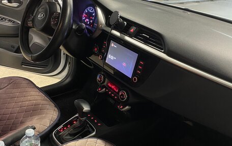 KIA Rio IV, 2021 год, 1 950 000 рублей, 12 фотография