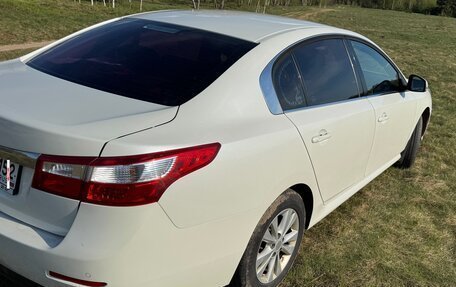Renault Latitude I, 2013 год, 1 050 000 рублей, 5 фотография