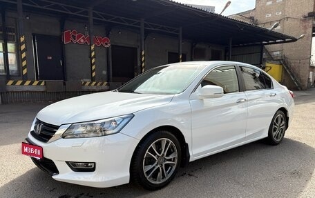 Honda Accord IX рестайлинг, 2013 год, 1 600 000 рублей, 1 фотография