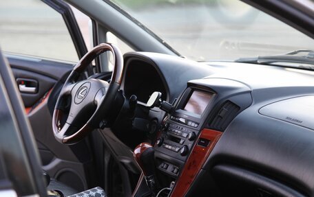 Lexus RX IV рестайлинг, 2002 год, 700 000 рублей, 2 фотография