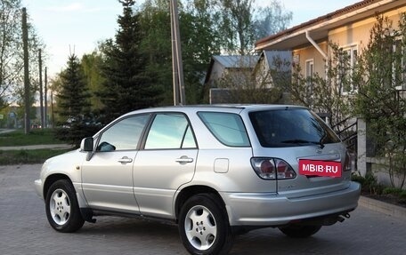 Lexus RX IV рестайлинг, 2002 год, 700 000 рублей, 3 фотография