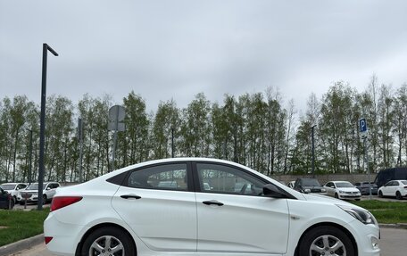 Hyundai Solaris II рестайлинг, 2015 год, 950 000 рублей, 4 фотография