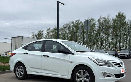 Hyundai Solaris II рестайлинг, 2015 год, 950 000 рублей, 3 фотография