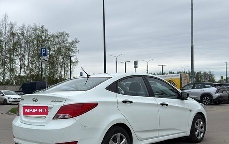 Hyundai Solaris II рестайлинг, 2015 год, 950 000 рублей, 5 фотография