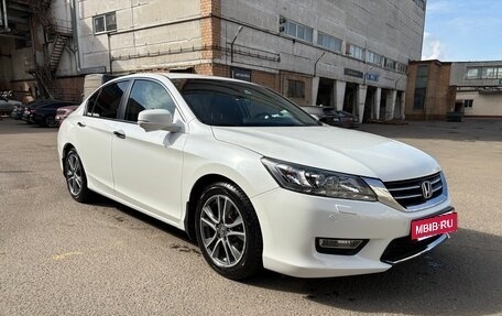 Honda Accord IX рестайлинг, 2013 год, 1 600 000 рублей, 3 фотография