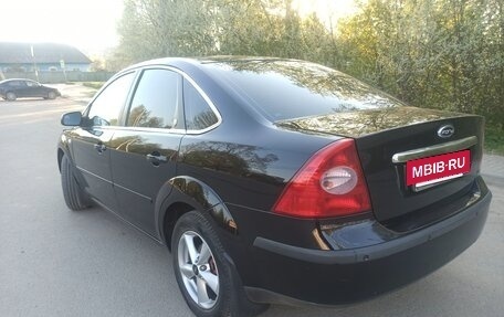 Ford Focus II рестайлинг, 2005 год, 550 000 рублей, 5 фотография