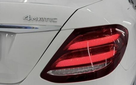 Mercedes-Benz E-Класс, 2020 год, 3 890 000 рублей, 12 фотография