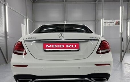 Mercedes-Benz E-Класс, 2020 год, 3 890 000 рублей, 26 фотография