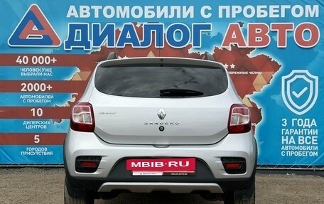 Renault Sandero II рестайлинг, 2017 год, 930 000 рублей, 5 фотография