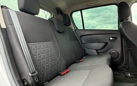 Renault Sandero II рестайлинг, 2017 год, 930 000 рублей, 19 фотография