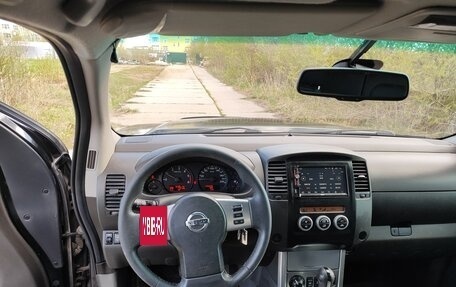 Nissan Navara (Frontier), 2010 год, 1 190 000 рублей, 9 фотография
