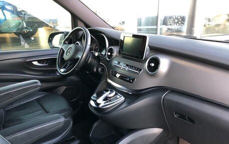 Mercedes-Benz V-Класс, 2016 год, 4 200 000 рублей, 10 фотография