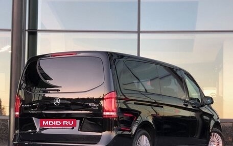 Mercedes-Benz V-Класс, 2016 год, 4 200 000 рублей, 4 фотография