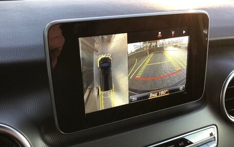 Mercedes-Benz V-Класс, 2016 год, 4 200 000 рублей, 18 фотография