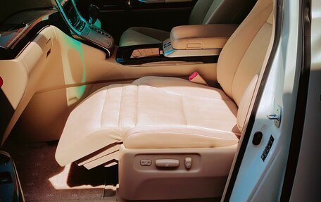 Toyota Alphard III, 2012 год, 2 350 000 рублей, 7 фотография